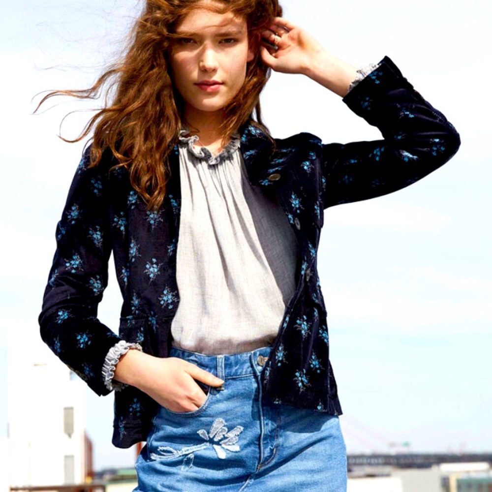 La Vie Celeste Floral Velvet